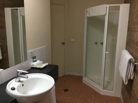 Bridges On Meninya Motel & Apartments - Tourism Canberra 2