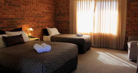 Broadford Sugarloaf Motel - Tourism Canberra 2