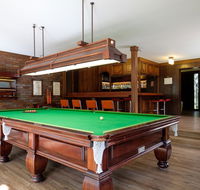 Brookfield Retreat - Large Holiday Home / Group Accommodation - Tourism Canberra