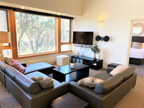 Buller Holidays Apartments - Tourism Canberra 3