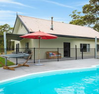 Bush Retreat With Private Pool - Tourism Canberra