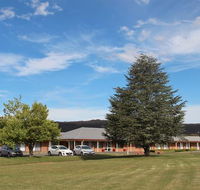 Bushman's Motor Inn - Tourism Canberra