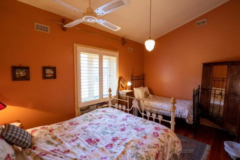 Buxton Manor - Tourism Canberra 1