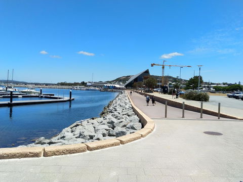 C'est La Vie - Tourism Canberra 3
