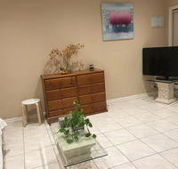Cairnlea St Albans Townhouse - Tourism Canberra