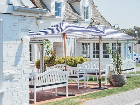 Camden Valley Inn - Tourism Canberra 1