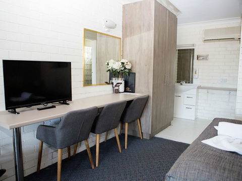 Cameo Inn Motel - Tourism Canberra 2