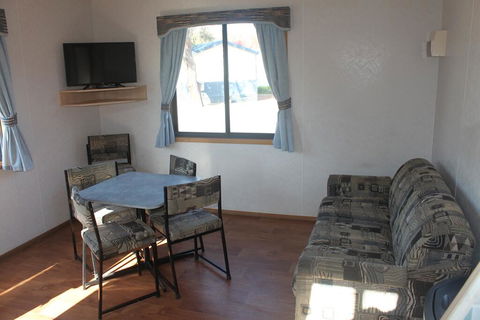 Capital Country Holiday Park - Tourism Canberra 2