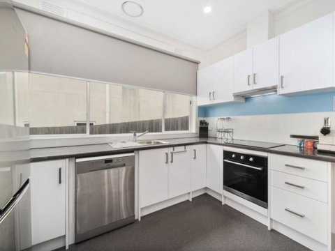 Captains Cottage - Tourism Canberra 1
