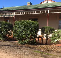 Catania Cottage  Farmhouse - Tourism Canberra