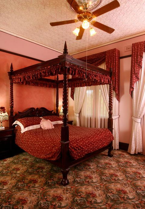 CBC Bed & Breakfast & Cafe - Tourism Canberra 3