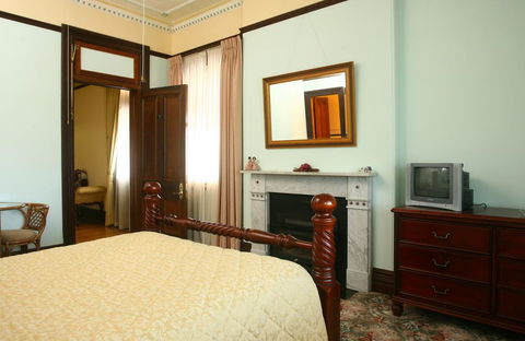 CBC Bed & Breakfast & Cafe - Tourism Canberra 2