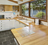 Cedar Cottage - Close to water and pet friendly - Tourism Canberra
