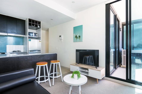 Central And Modern Apartment In Melbourne CBD - Tourism Canberra 0
