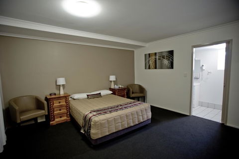 Centrepoint Motor Inn - Tourism Canberra 1