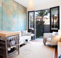 Charming Townhouse Just Steps From the Beach - Tourism Canberra