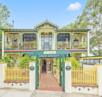 Charrington Hotel