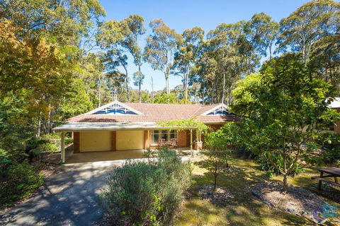 Cherrybush @ Mystery Bay - Tourism Canberra 0