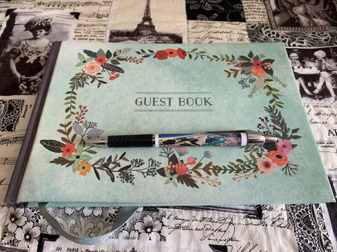 Churchill's B&B Twin Spa Getaway - Tourism Canberra 1