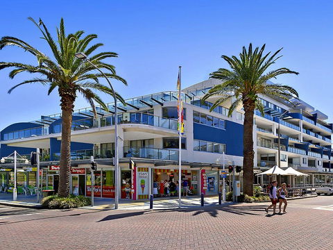 Coast Luxury Apartments 17 - Tourism Canberra 3