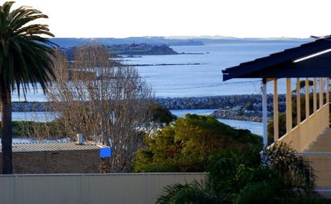 Coastal Comfort Motel - Tourism Canberra 2