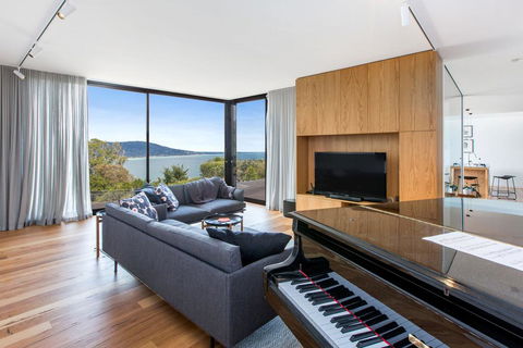 COASTAL LUXE - MT MARTHA - Tourism Canberra 2