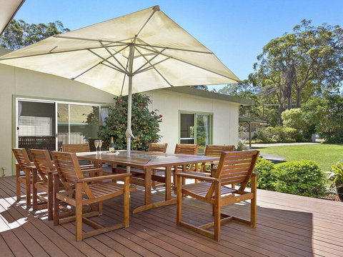 Coca Callala - 250m To The Beach - Tourism Canberra 0