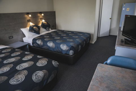 Colac Central Hotel-Motel - Tourism Canberra 1
