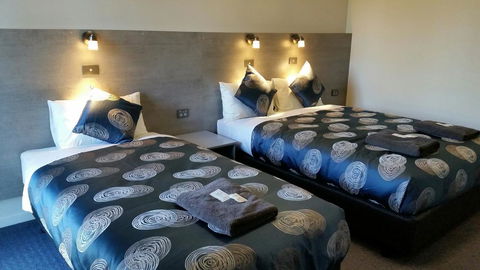 Colac Central Hotel-Motel - Tourism Canberra 0