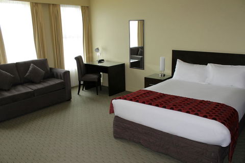 Comfort Inn & Suites City Views - Tourism Canberra 3