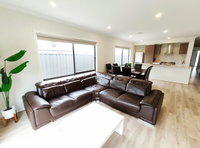 Comfortable 4BR 2Bath House Tarneit Melbourne