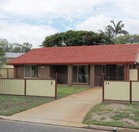 Comfortable lowset family home only minutes from the water Tarooki St Bellara - Tourism Canberra