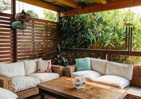Comfortable, Outdoor Entertaining, Lake Walks - Tourism Canberra 3