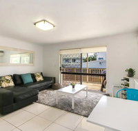 Contemporary 2 Bedroom Beachfront Apartment - Tourism Canberra