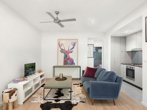 Convenient Apartment Close To Airport And City - Tourism Canberra 0
