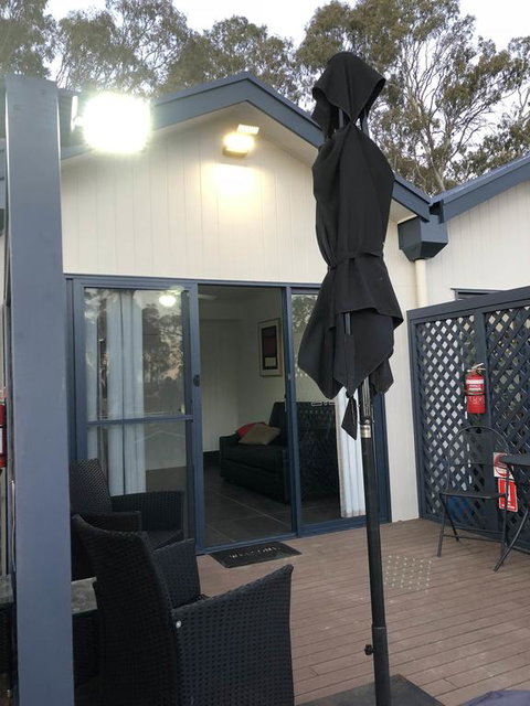 Coonawarra Cabins Unit B - Tourism Canberra 3