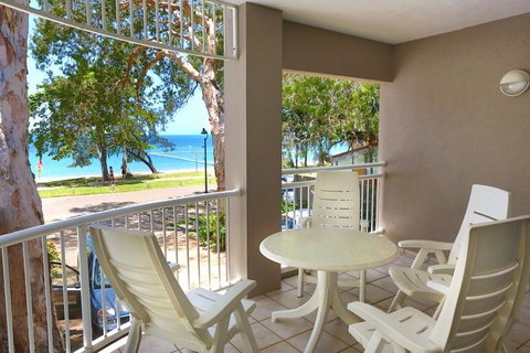 Coral Horizons - Tourism Canberra 0