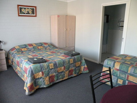 Corowa Motor Inn - Tourism Canberra 1