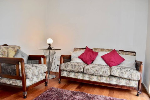 Cosy 1 Bedroom Apartment In Trendy Northcote - Tourism Canberra 1