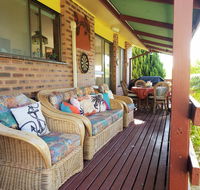 Cottage by the Bay - Tourism Canberra