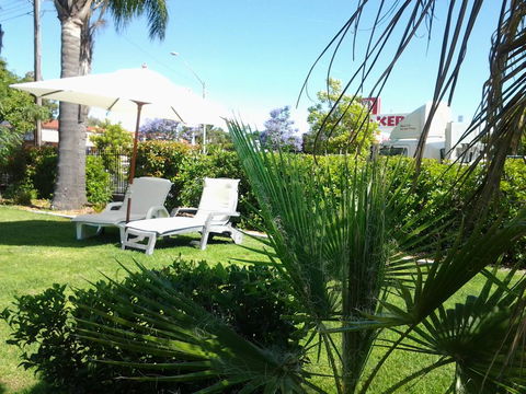 Country Leisure Motor Inn - Tourism Canberra 2
