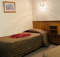 County Lodge Motor Inn - Tourism Canberra