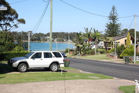 Cozy Beach Weekender - Tourism Canberra 1
