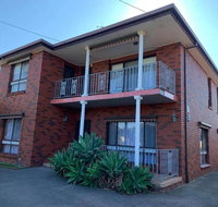 Cozy Ensuite Master Bedroom in Bentleigh East - Tourism Canberra