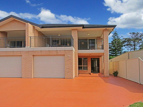 CShells On Quay - Perfect Location And Great Views - Tourism Canberra 0