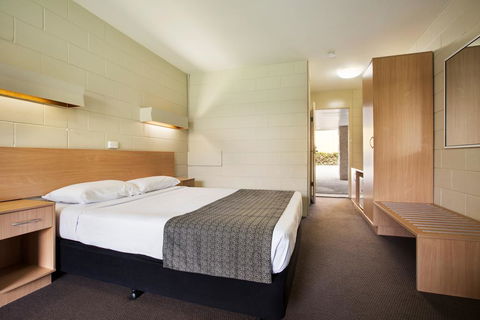 Dalrymple Hotel - Tourism Canberra 1