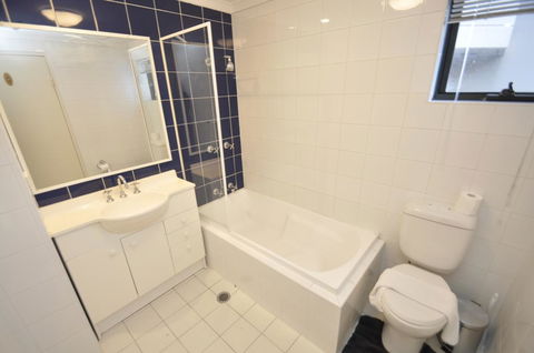 Darlinghurst Fully Self Contained Modern 1 Bed Apartment (POP) - Tourism Canberra 1
