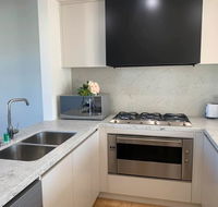 Delicate and Peaceful Bundoora Townhouse 10 - Tourism Canberra