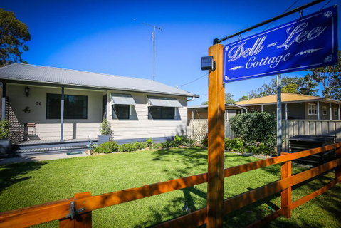 Dell-Lee Cottage - Tourism Canberra 1
