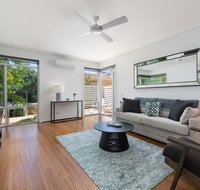 Deluxe Unit with Pool Parking and Gym near Beaches - Tourism Canberra